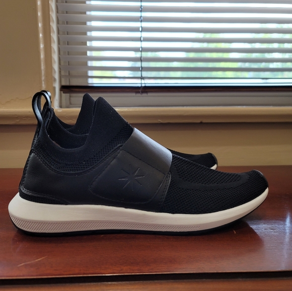 Womens MOBS Grid Set. Color: Nior/Vero Leather. Size: 8.5 Only worn a few times! - Picture 4 of 11